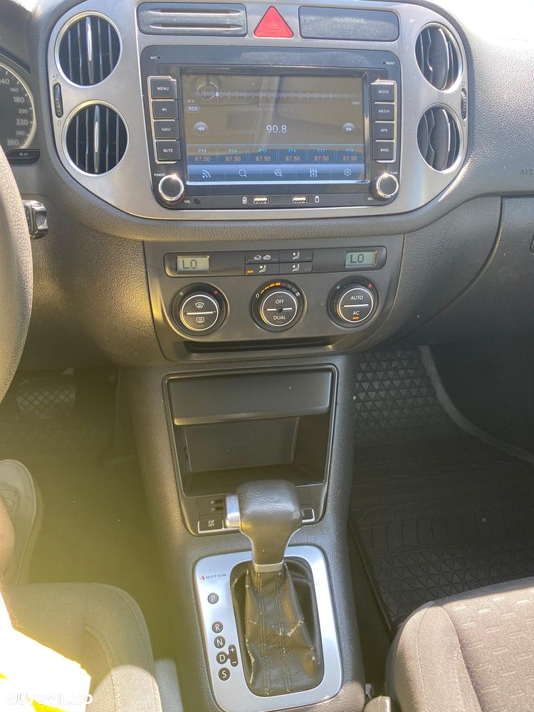 Volkswagen Tiguan 2.0 TDI CR DPF 4Motion DSG Trend&Fun - 7
