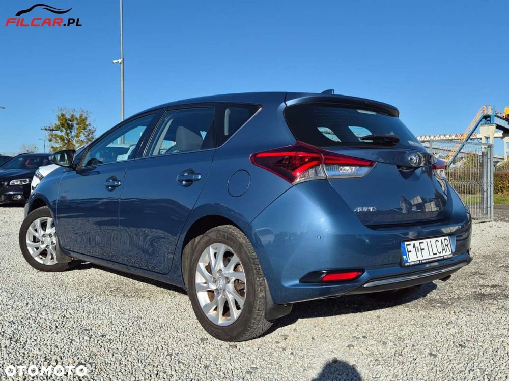 Toyota Auris - 30