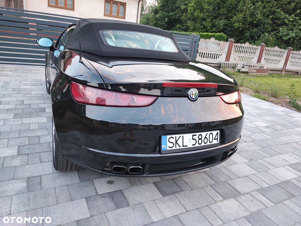 Alfa Romeo Spider - 5