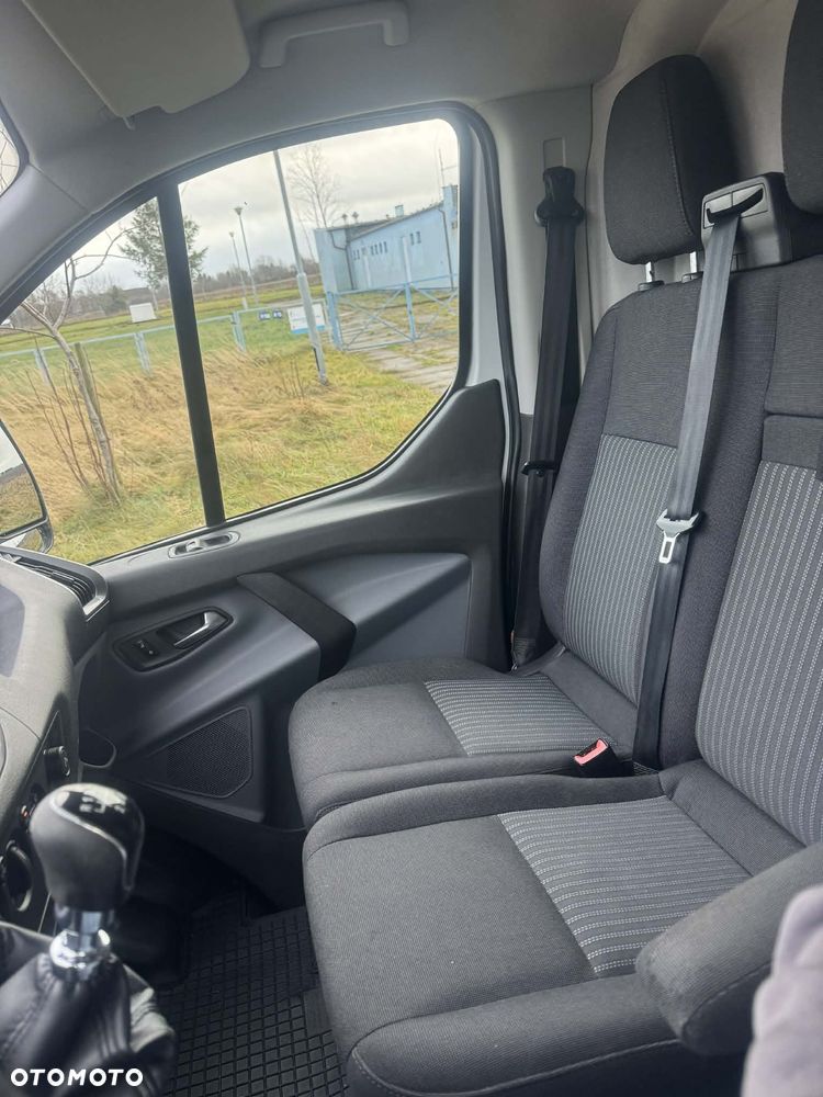 Ford TRANSIT CUSTOM - 14