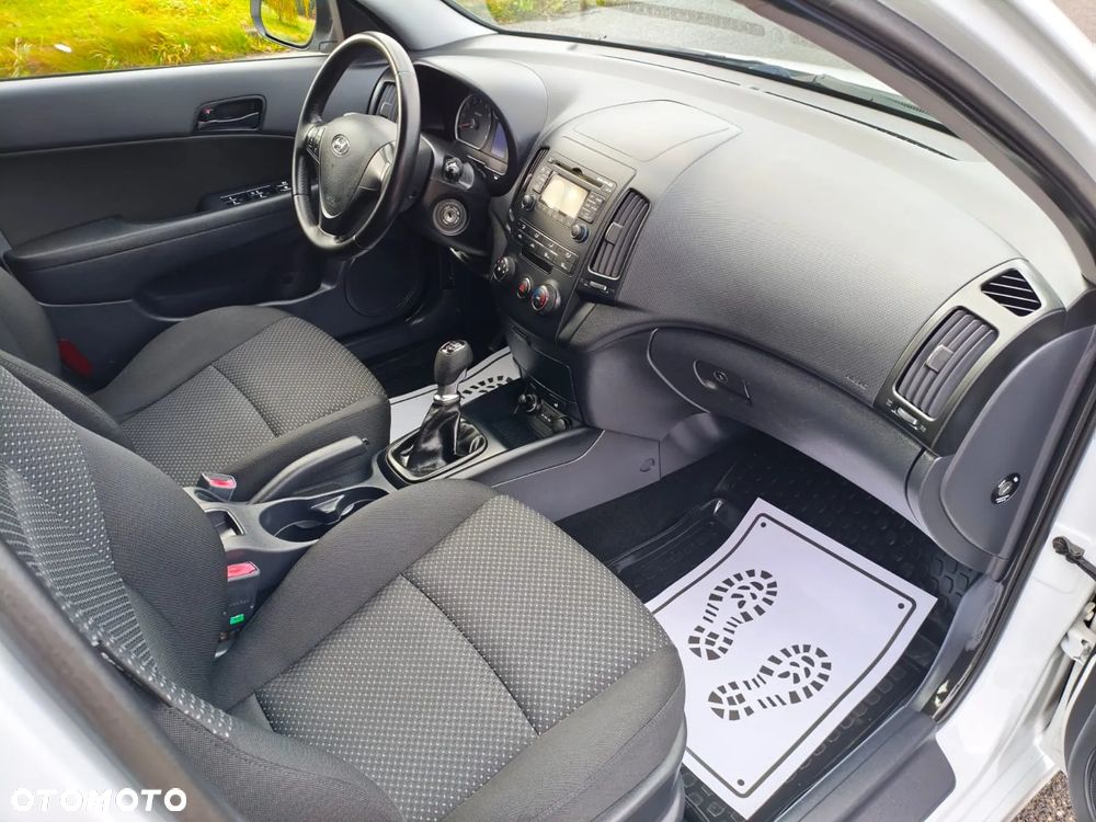 Hyundai i30 1.4 White Edition - 25