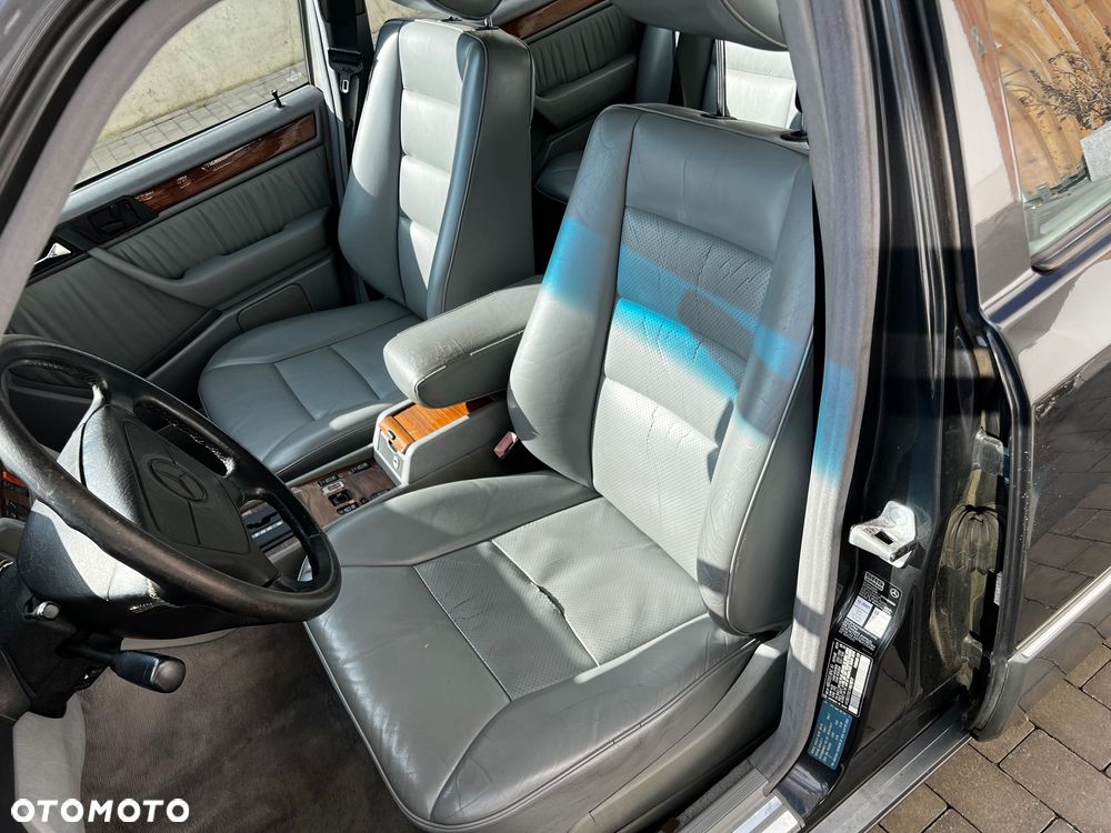 Mercedes-Benz W124 (1984-1993) - 23