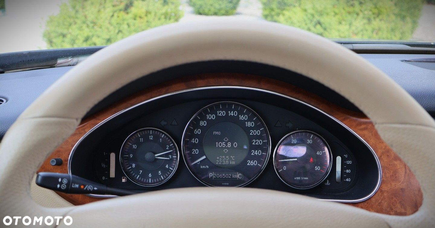 Mercedes-Benz CLS - 19