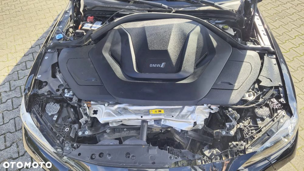 BMW i4 eDrive35 Gran Coupe M Sport - 8