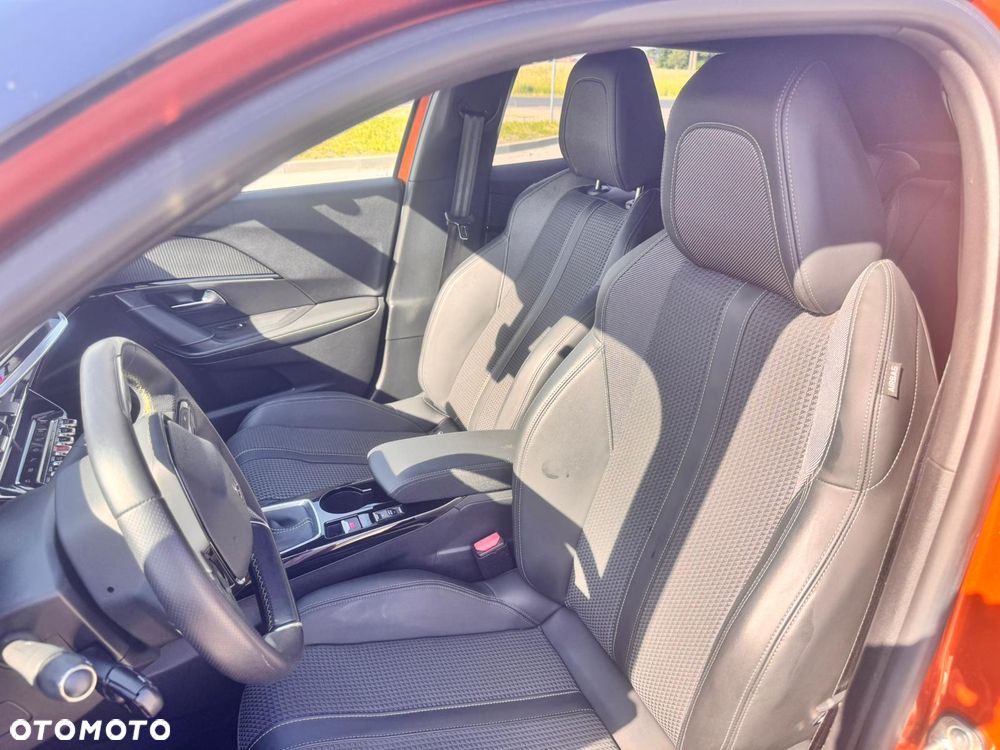 Peugeot 2008 1.2 PureTech GT Line S&S - 12