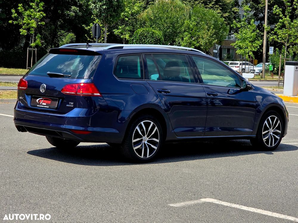 Volkswagen Golf - 3