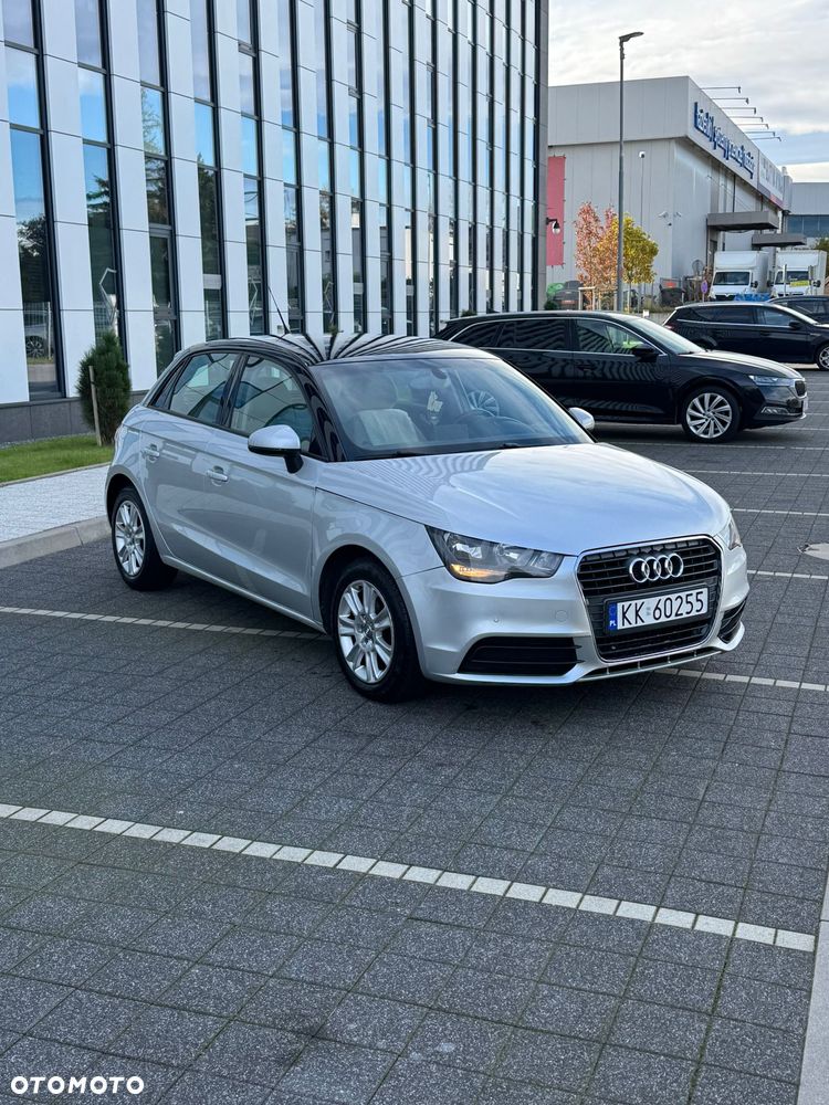 Audi A1 Sportback 1.6 TDI Ambition S tronic - 2