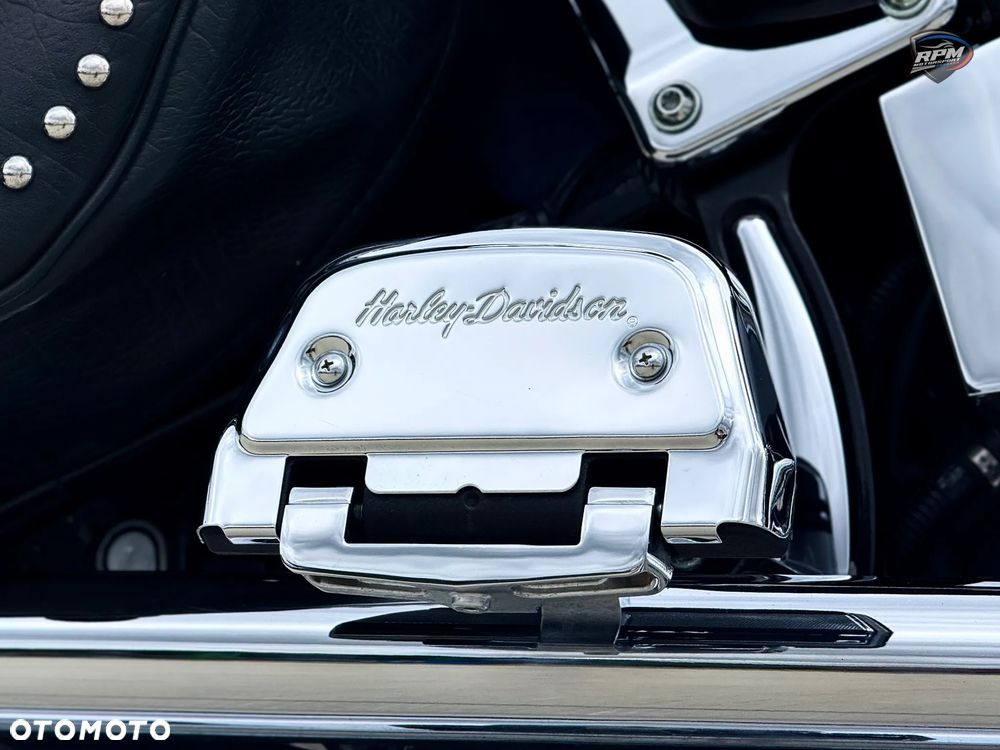 Harley-Davidson Softail Heritage Classic - 32