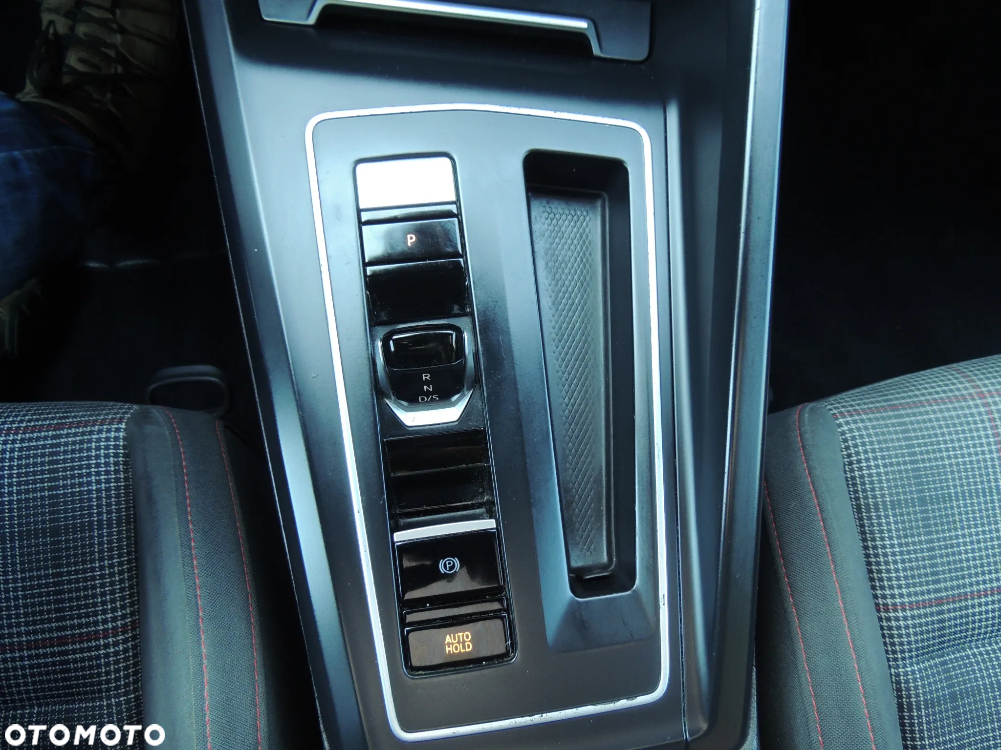 Volkswagen Golf VIII 2.0 TSI GTI DSG - 26