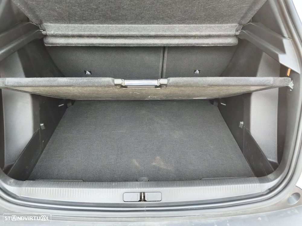 Peugeot 2008 TURBO 100 Allure - 26