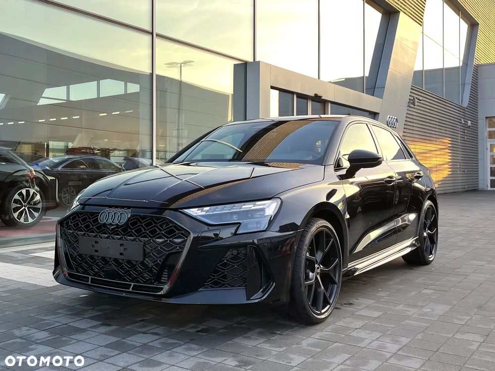 Audi RS3 Sportback - 4
