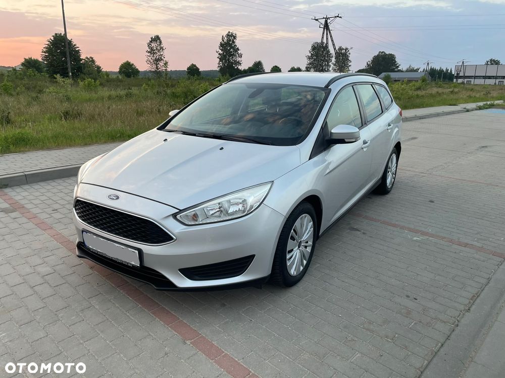 Ford Focus SW - 7