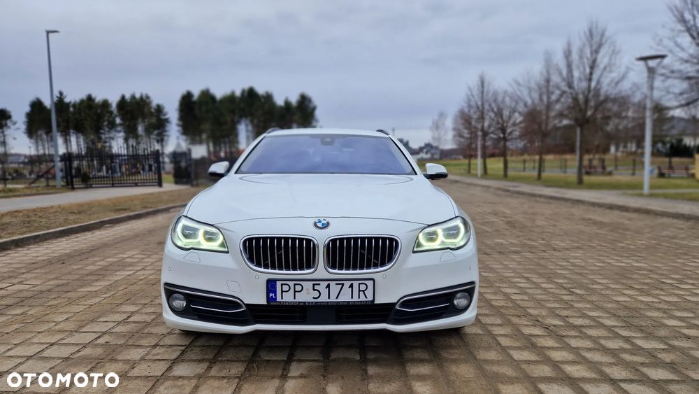 BMW Seria 5 520d xDrive Luxury Line - 9