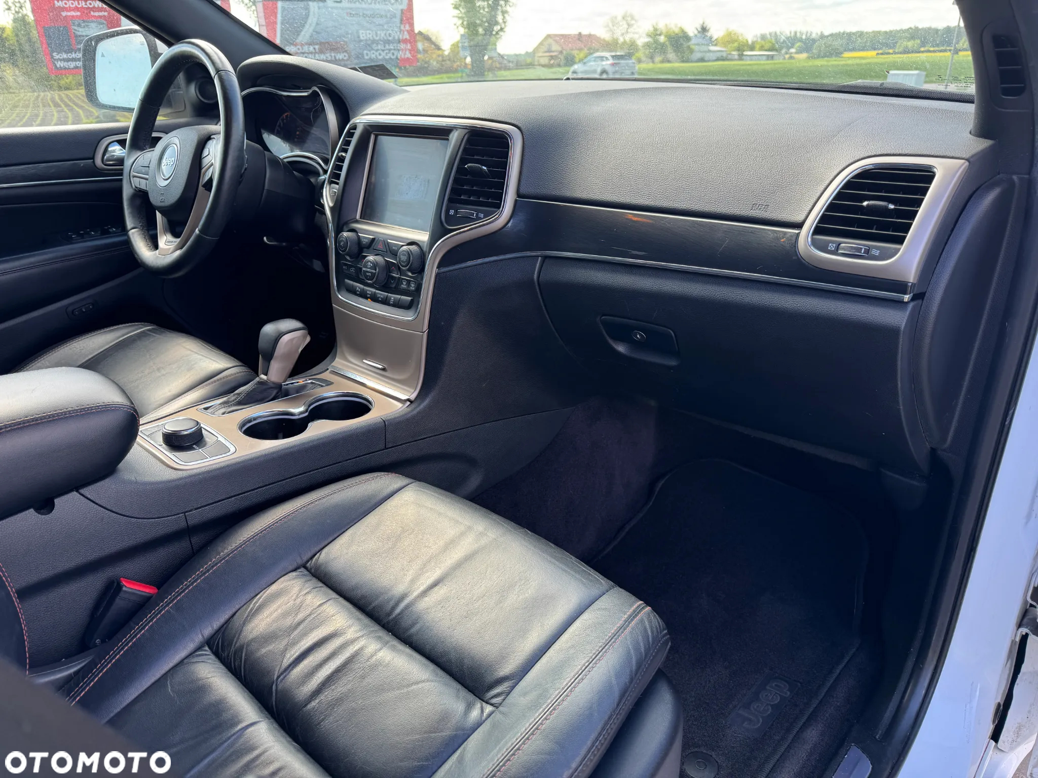 Jeep Grand Cherokee 5.7 V8 HEMI Overland - 21