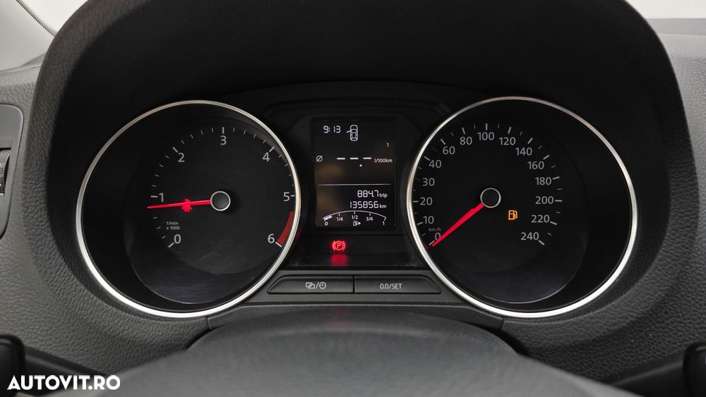 Volkswagen Polo - 16