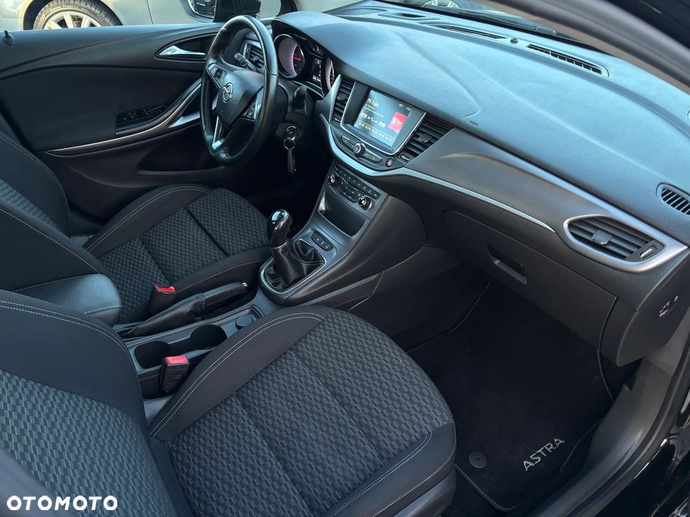 Opel Astra 1.6 D Start/Stop Innovation - 36