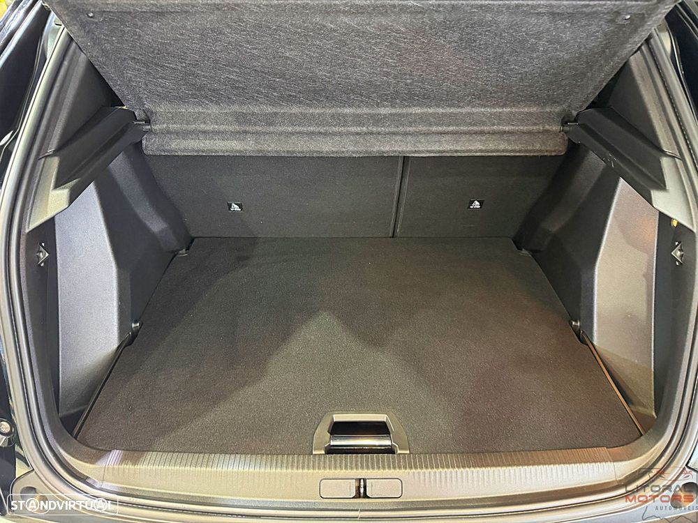 Peugeot 2008 1.2 PureTech Allure Pack - 11