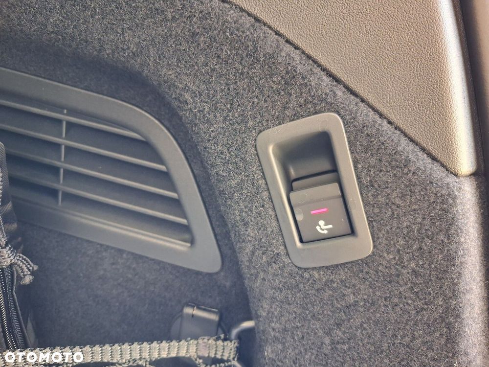 Audi A6 Avant - 27
