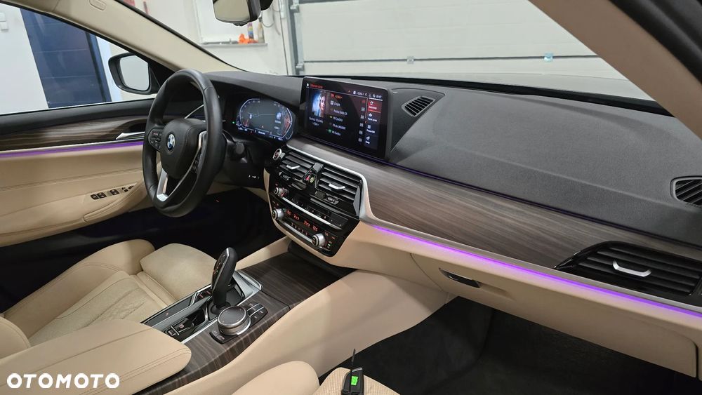 BMW Seria 5 - 18
