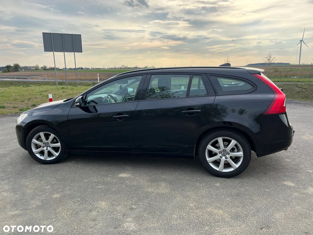 Volvo V60 D2 Kinetic - 18