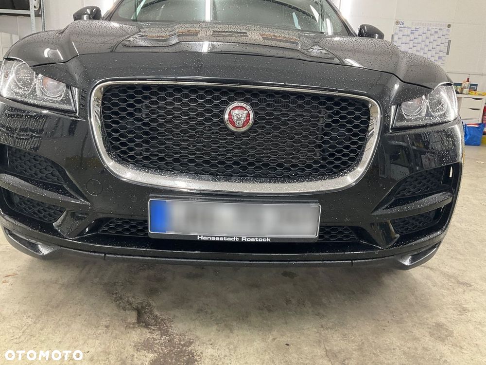 Jaguar F-Pace 20d AWD Prestige - 22