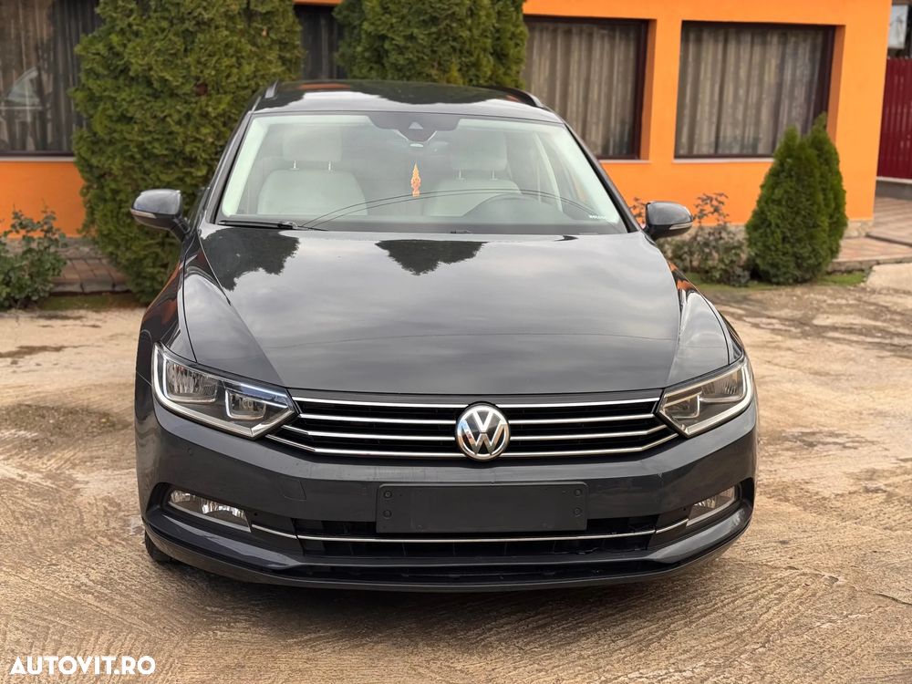 Volkswagen Passat Variant 2.0 TDI DSG (BlueMotion Technology) Highline - 25