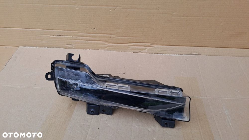 TESLA 3 Y LIFT 20- HALOGEN LED DRL PRAWY PRZÓD PRZEDNI 1507933-00-C UŻYWANY - 2