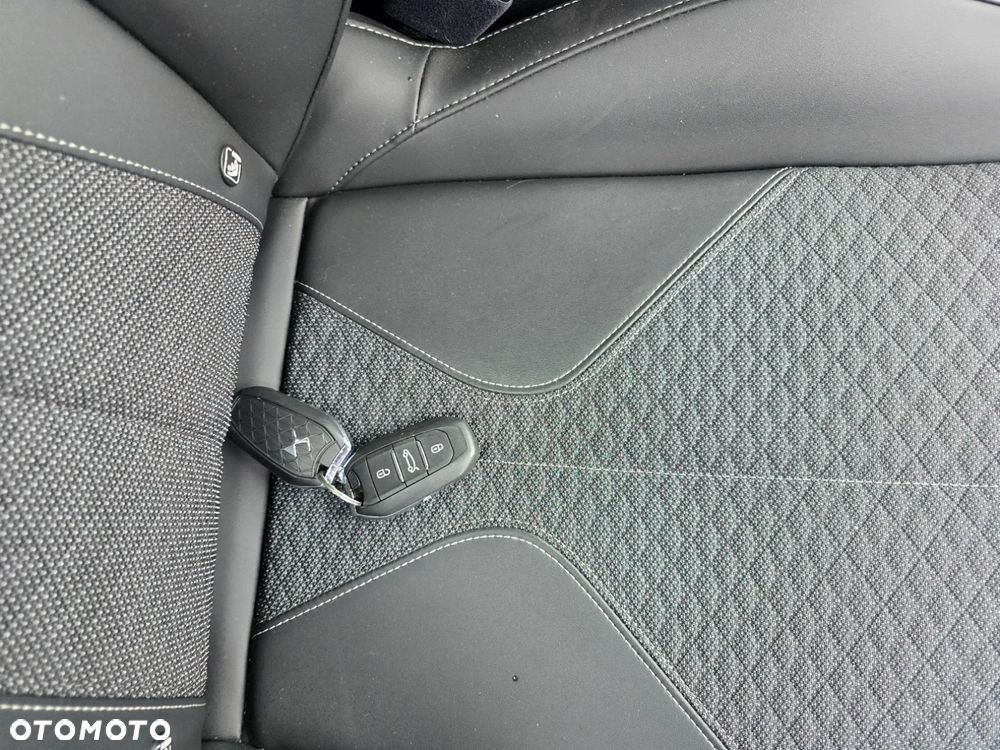 DS Automobiles DS 4 - 12