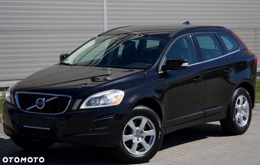 Volvo XC 60 D4 Momentum - 1