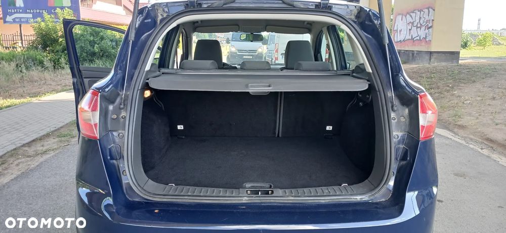 Ford Kuga 2.0 TDCi Trend - 10