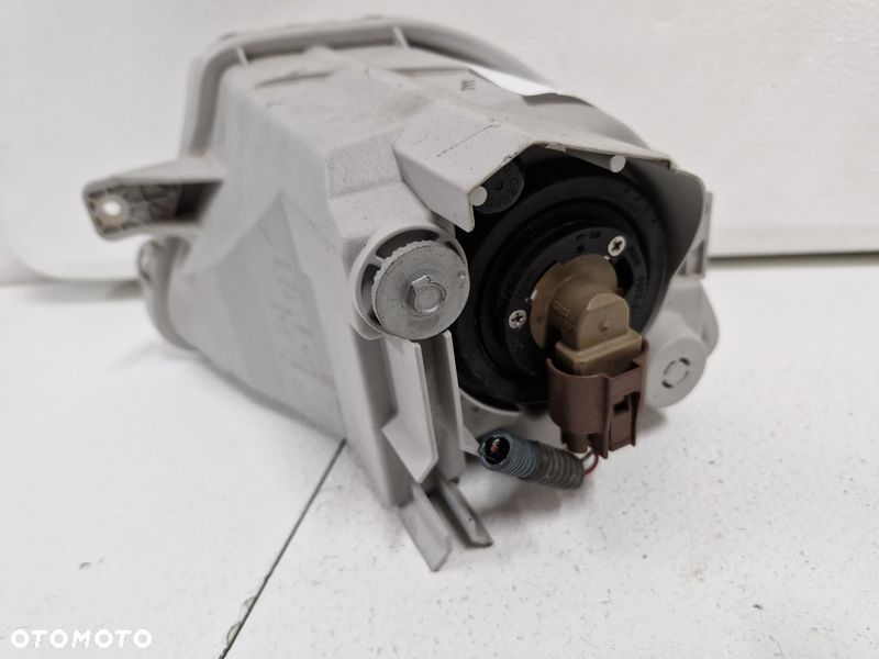 LEXUS LS IV 4 LS460 LS600 HALOGEN LAMPA PRZECIWMGIELNA PRAWY PRZÓD - 5