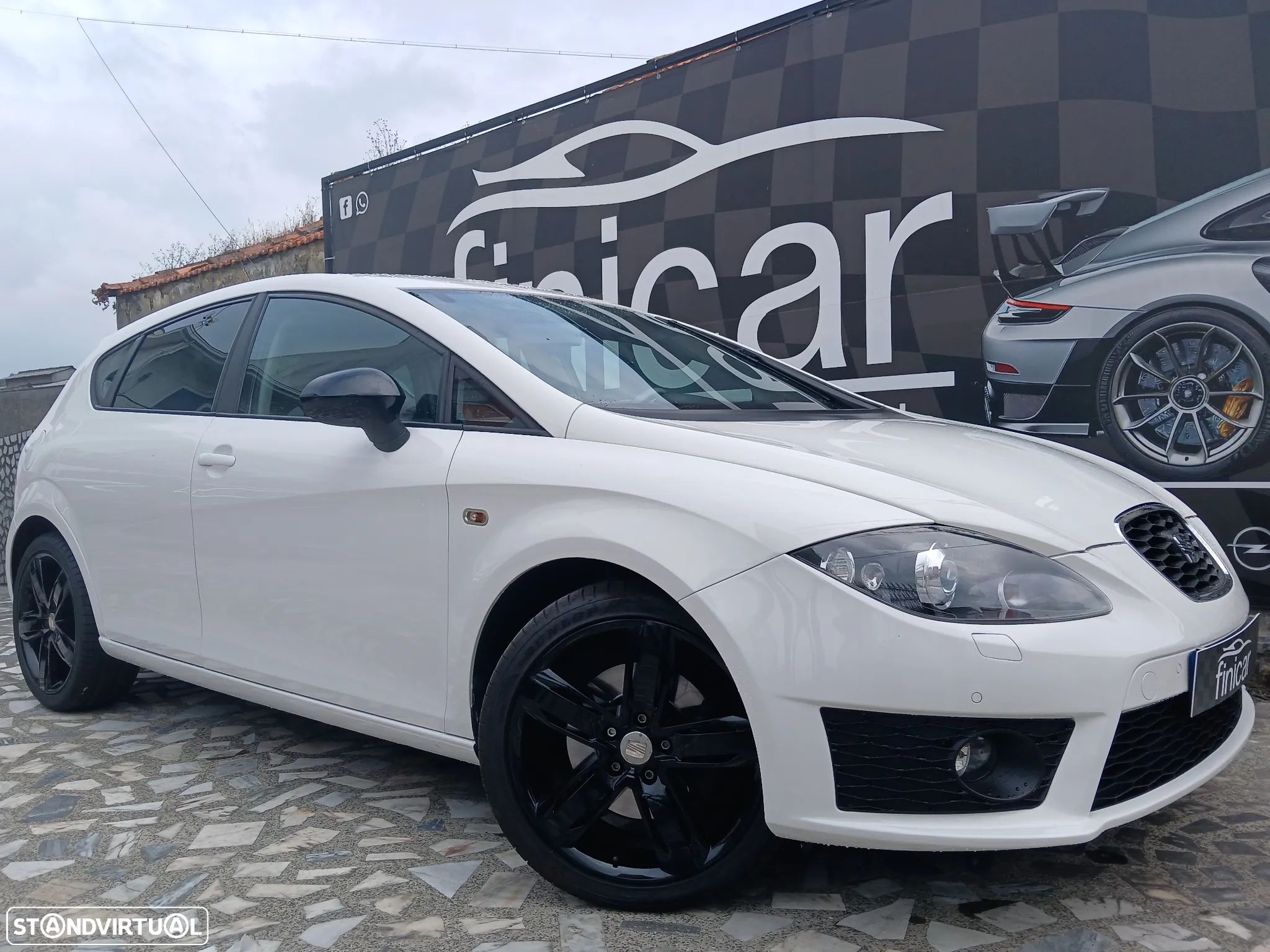 SEAT Leon 2.0 TDI FR - 1