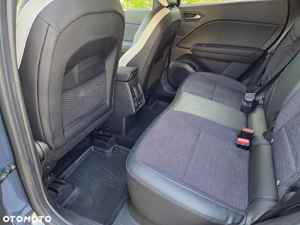 Renault Captur 1.0 TCe Techno - 18