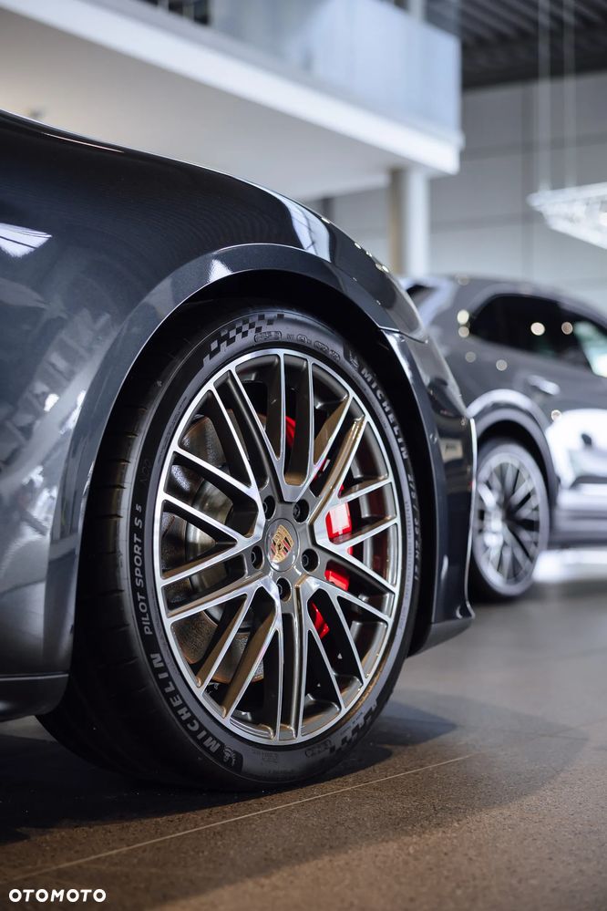Porsche Panamera 4S E-Hybrid - 26