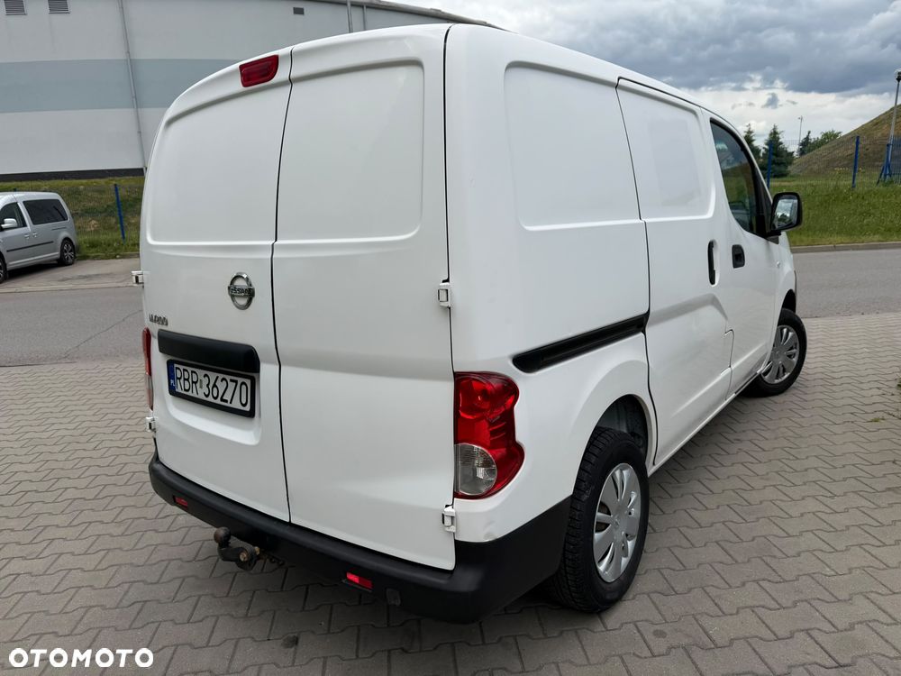 Nissan NV 200 - 24