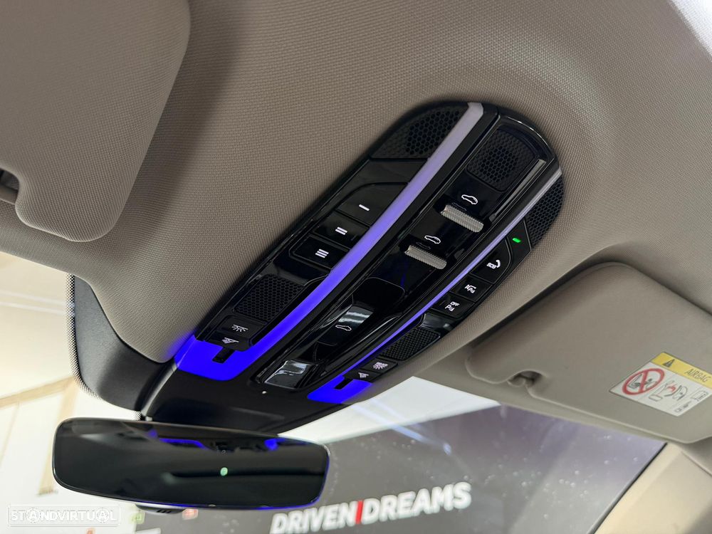 Porsche Panamera 4 E-Hybrid Platinum Edition - 14