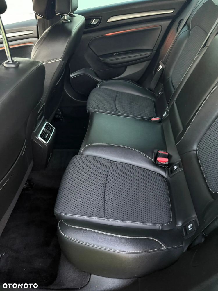 Renault Megane Grandtour ENERGY TCe 160 EDC BOSE EDITION - 8