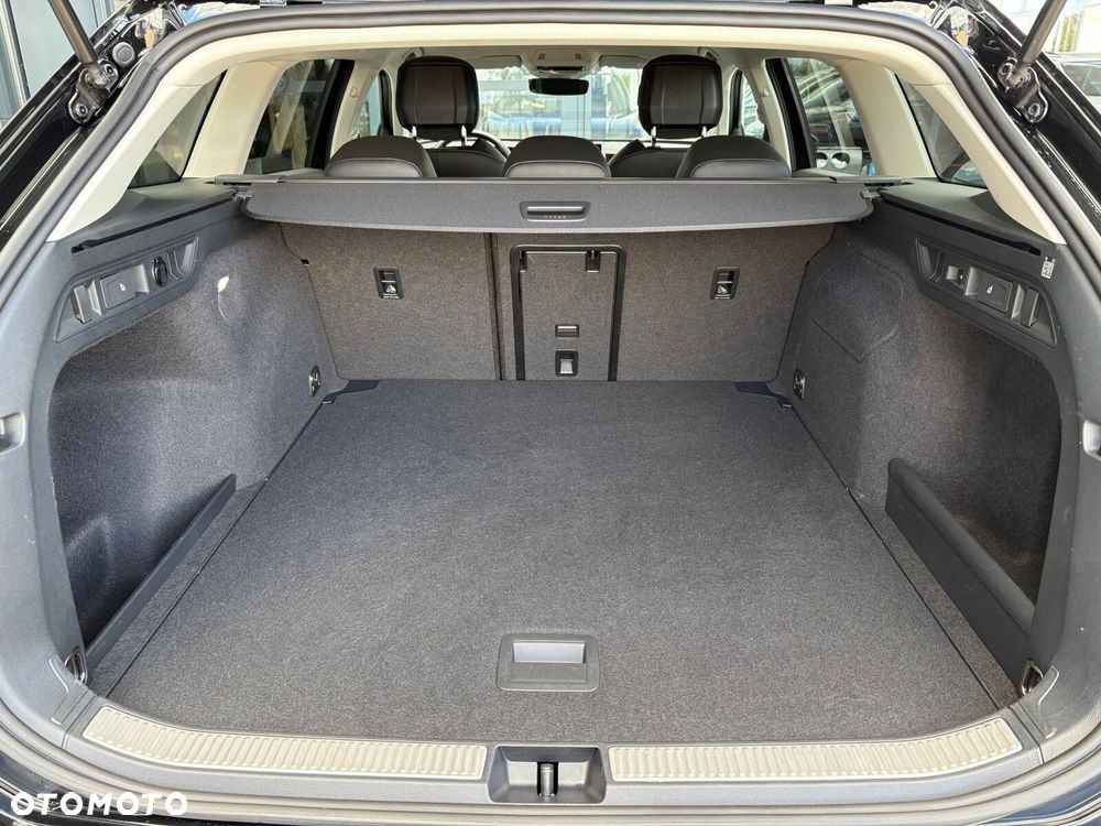 Volkswagen Passat Variant - 19