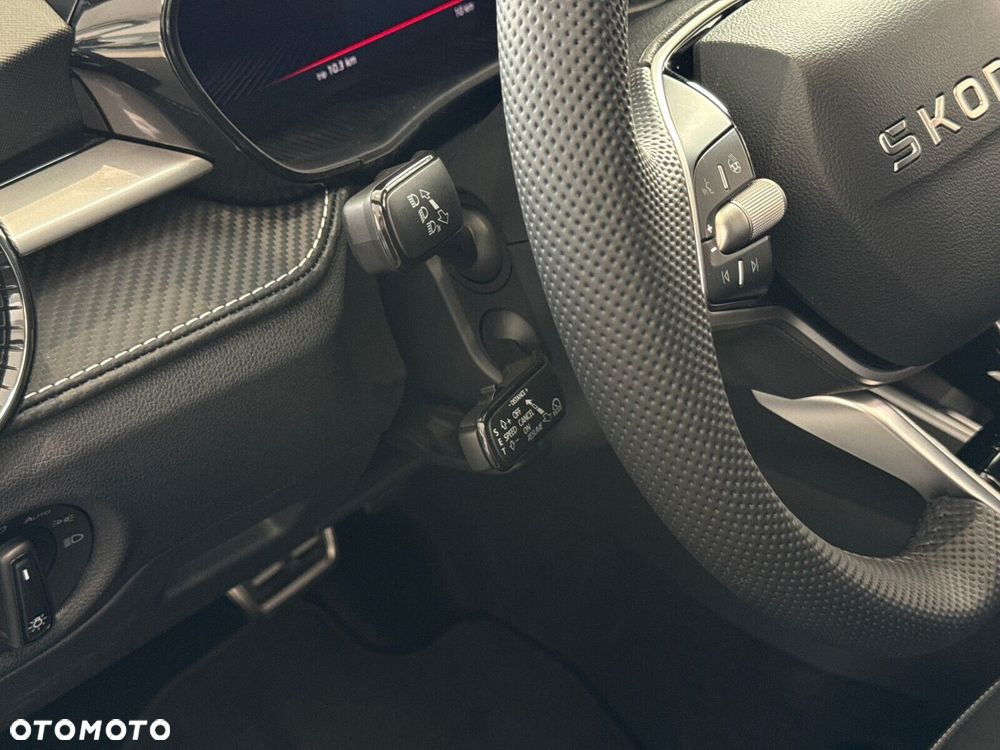 Skoda Fabia - 16