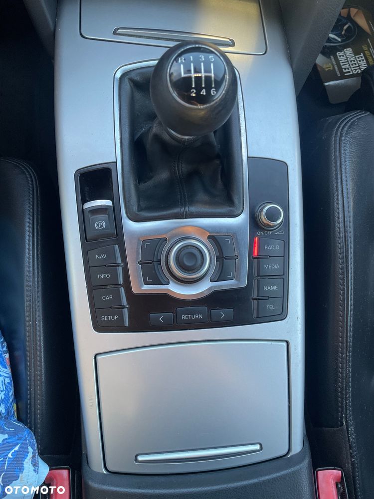 Audi A6 - 6