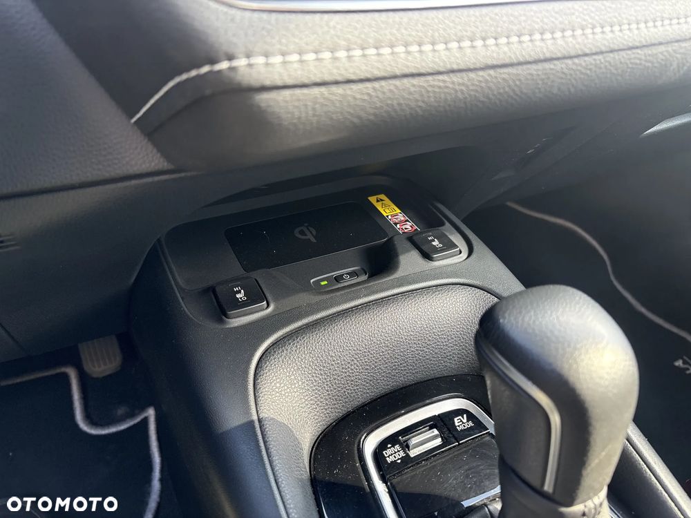 Toyota Corolla 1.8 Hybrid Comfort - 17