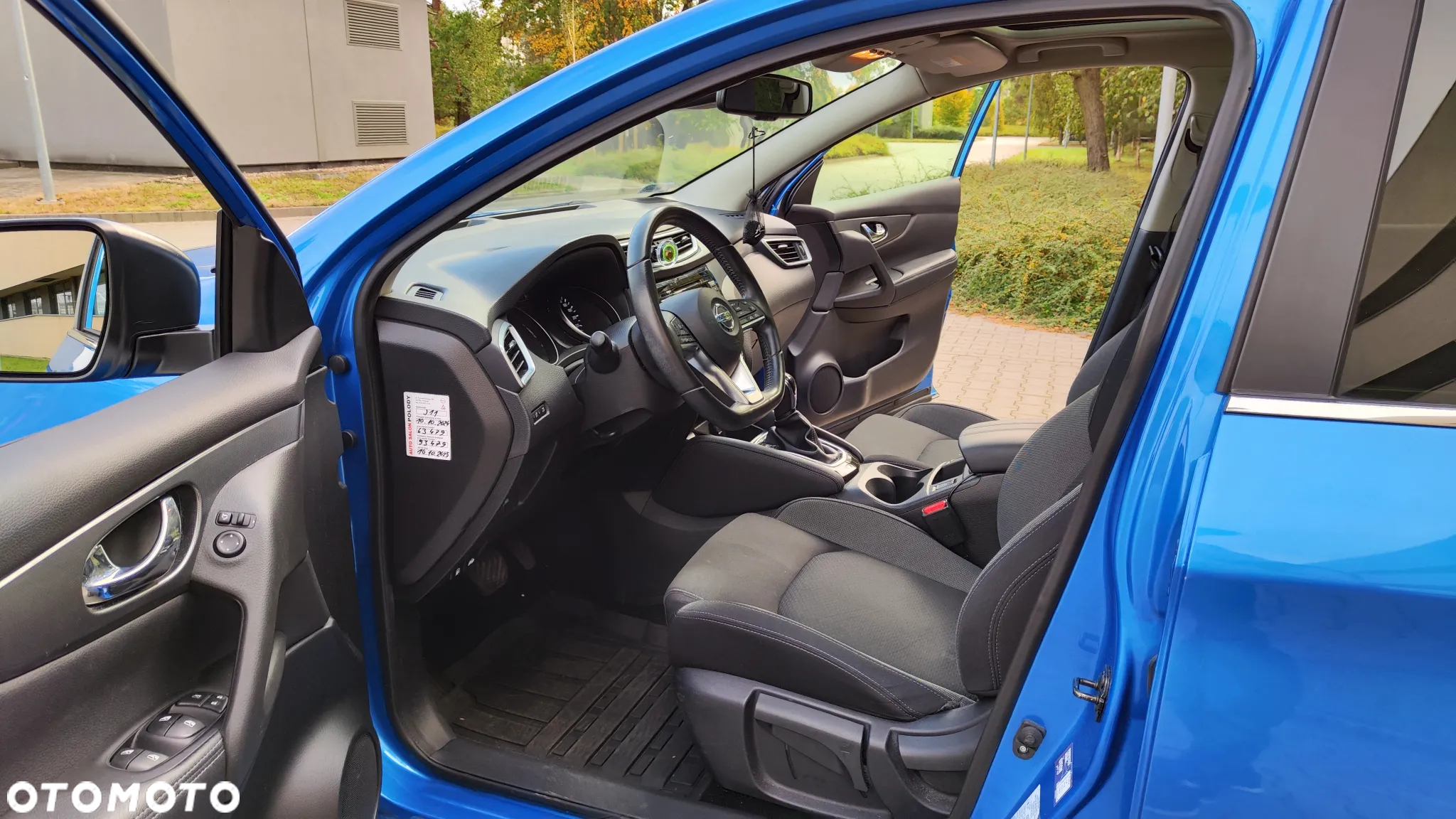 Nissan Qashqai 1.3 DIG-T N-Connecta DCT - 9