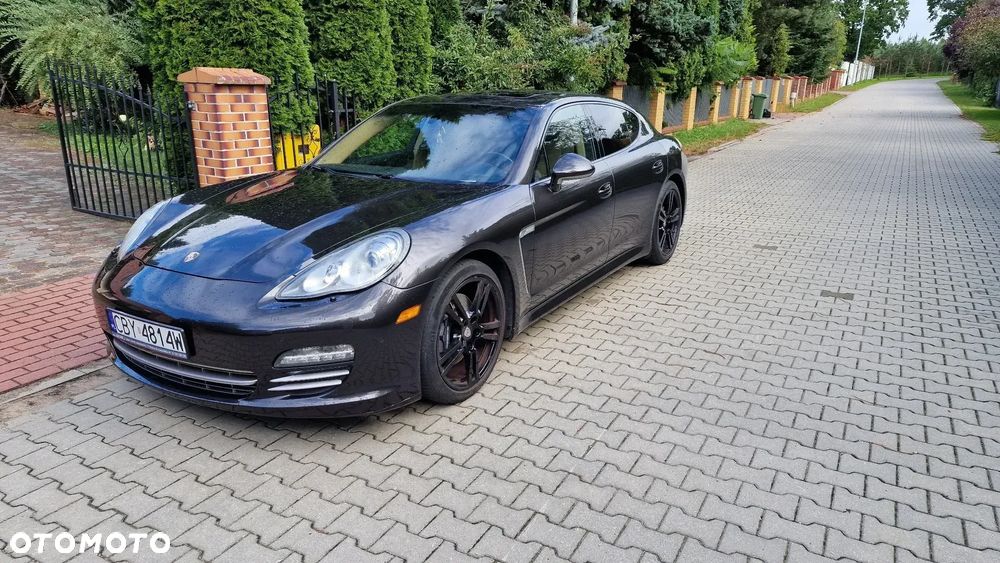 Porsche Panamera 4 - 1