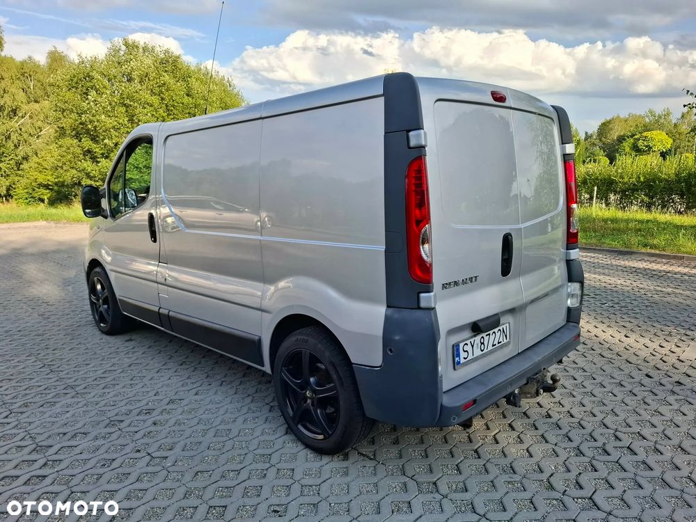 Renault Trafic - 9
