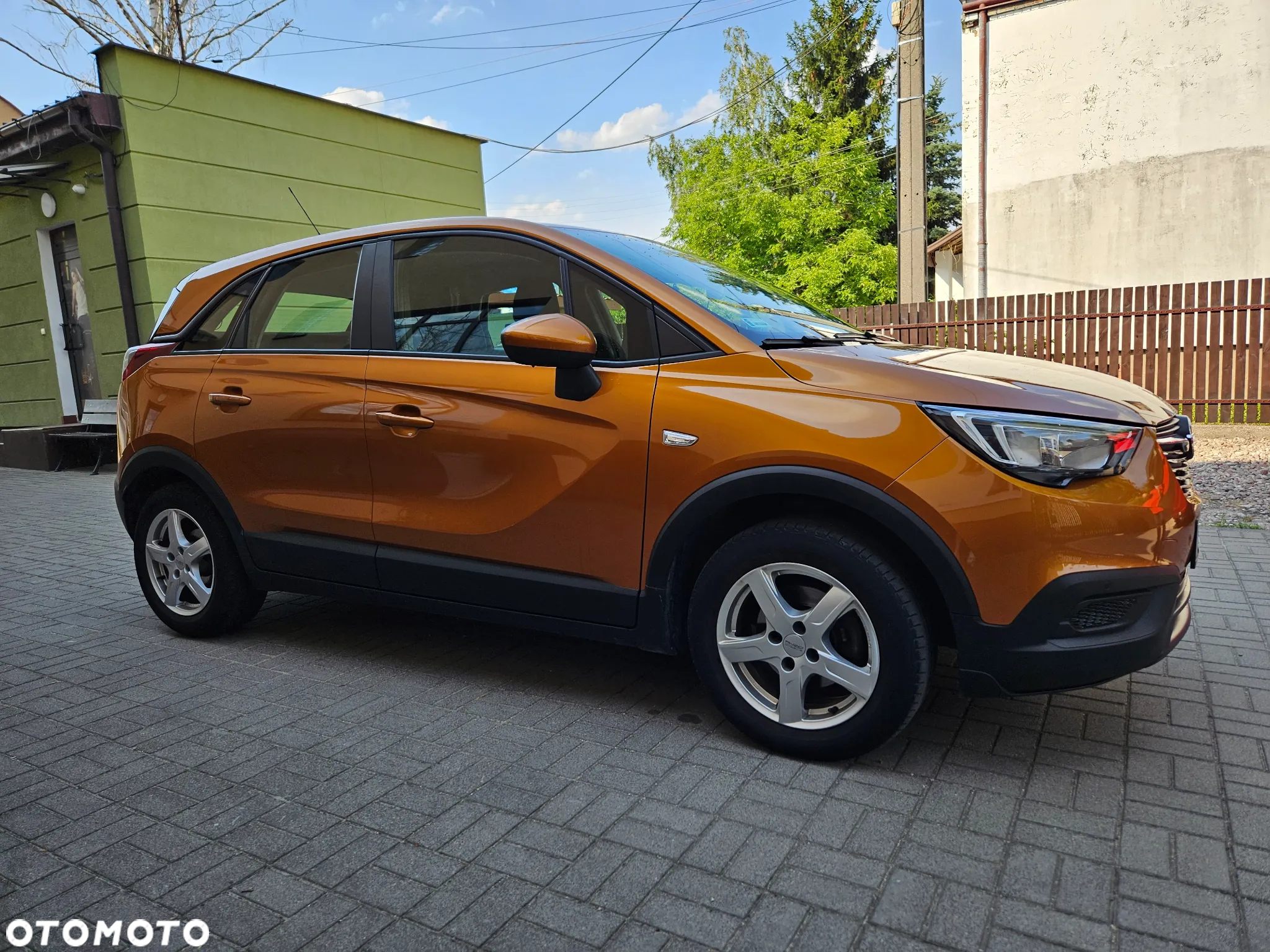 Opel Crossland X 1.2 T Enjoy S&S - 3