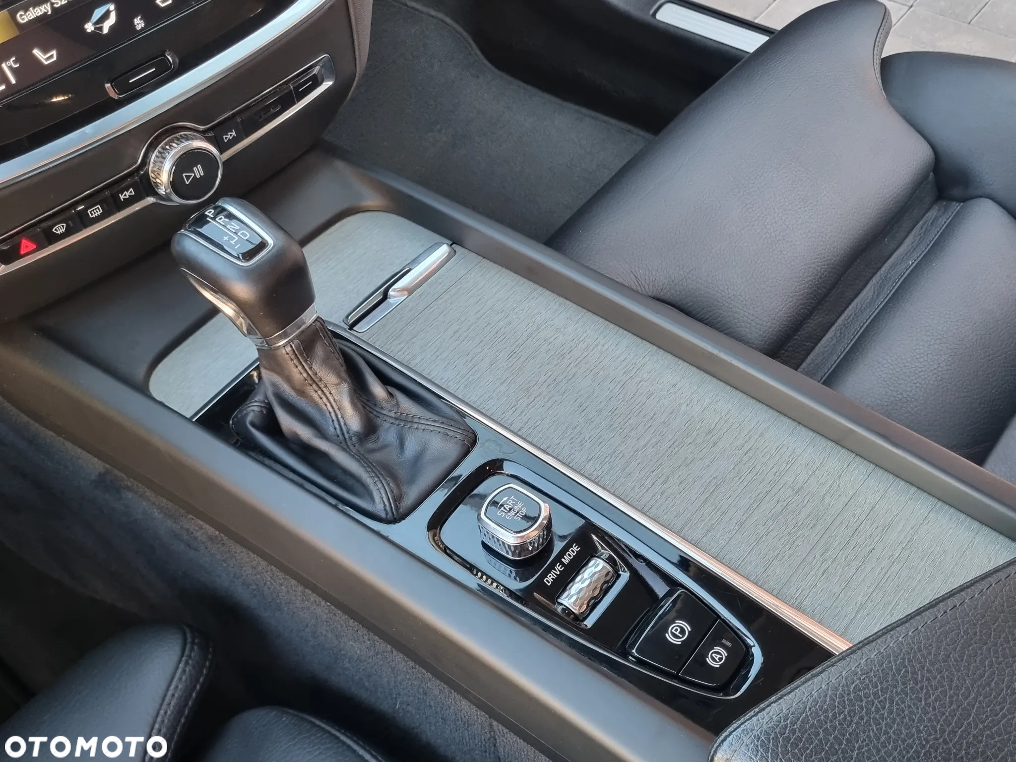 Volvo V60 D4 Inscription - 37