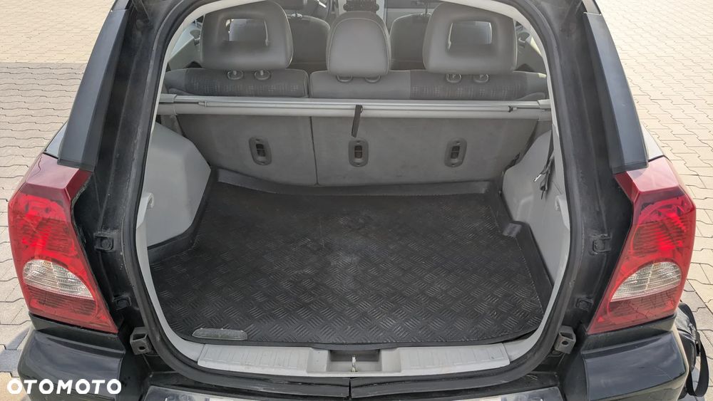 Dodge Caliber - 8