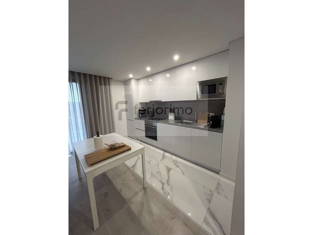 APARTAMENTO T1 - COMO NOVO - PARA ARRENDAMENTO - MESÃO FRIO - GUIMA... - Grande imagem: 3/9