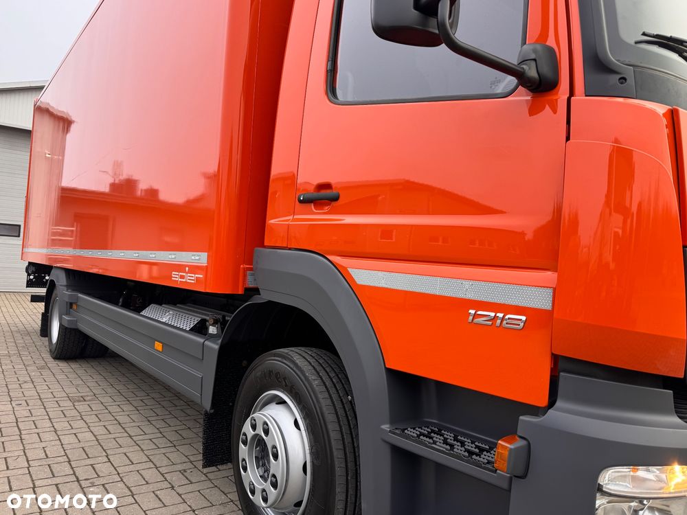 Mercedes-Benz ATEGO - 27