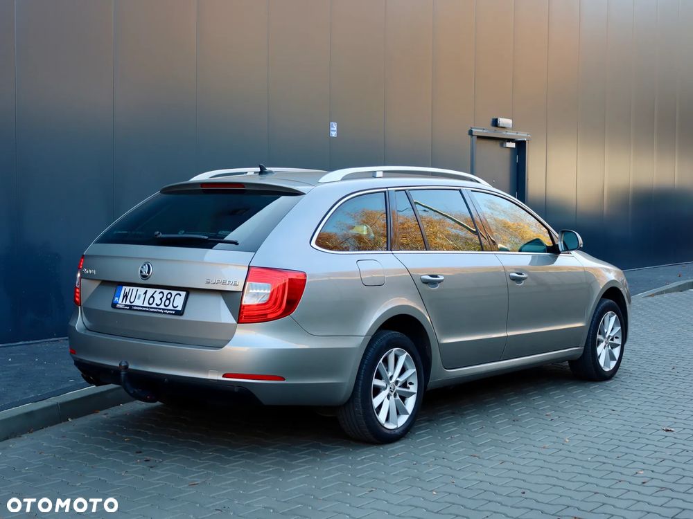 Skoda Superb 2.0 TDI 4x4 Ambition DSG - 13